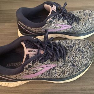 Women’s Brooks Ghost 11